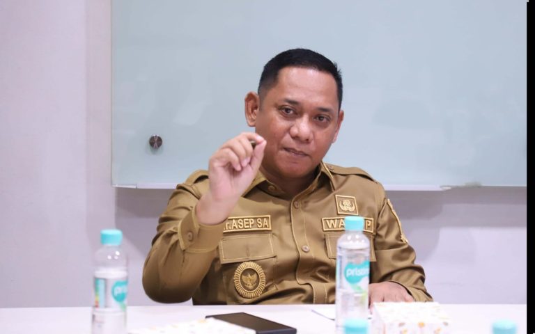 Wakil Bupati Bekasi Hadiri Acara Penyerapan Tenaga Kerja Lokal, Masyarakat Menabung Perkuat Ekonomi Daerah